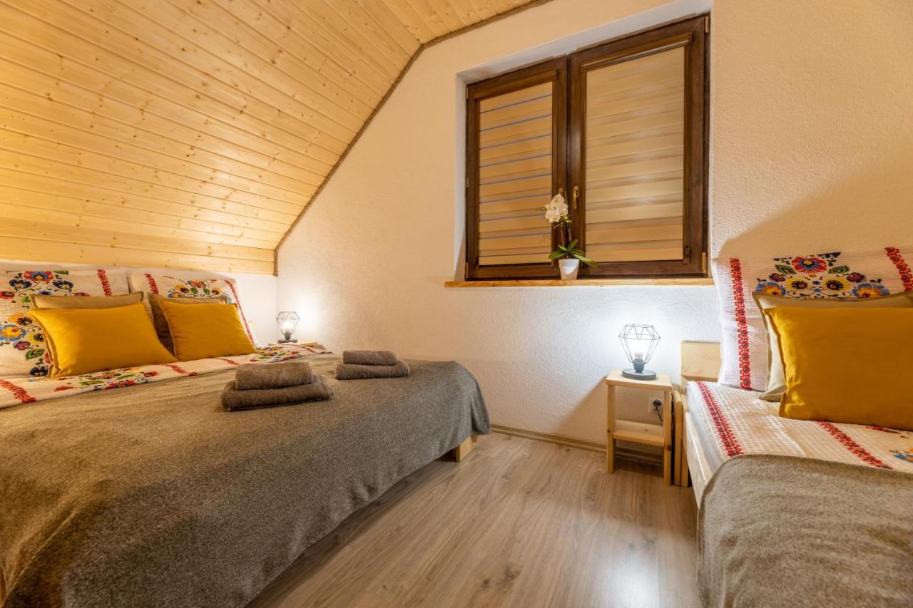 Domek Pod Holica 2 Bieszczady Ustrzyki Dolne Exterior foto